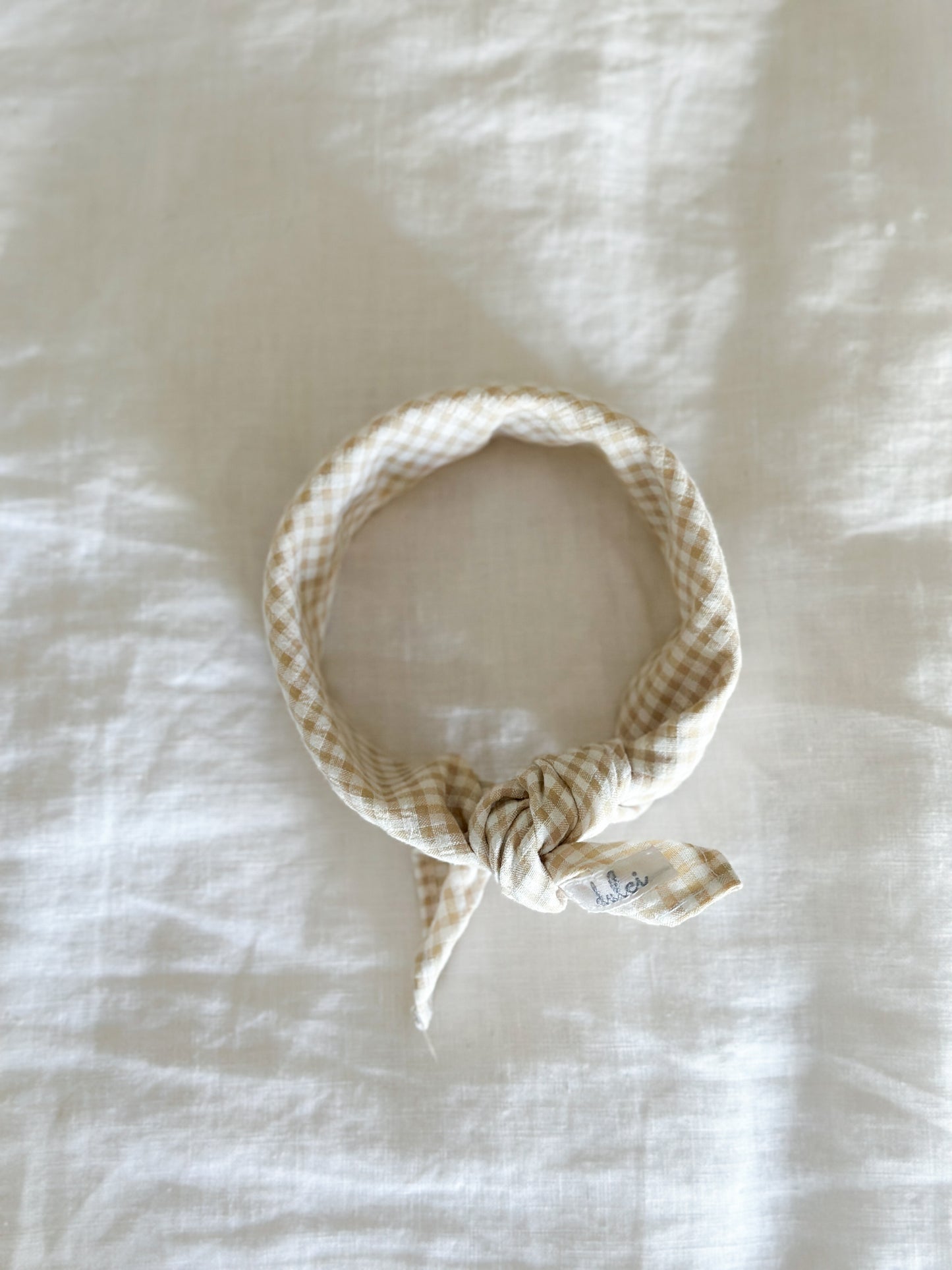 Bobbi scarf in beige gingham
