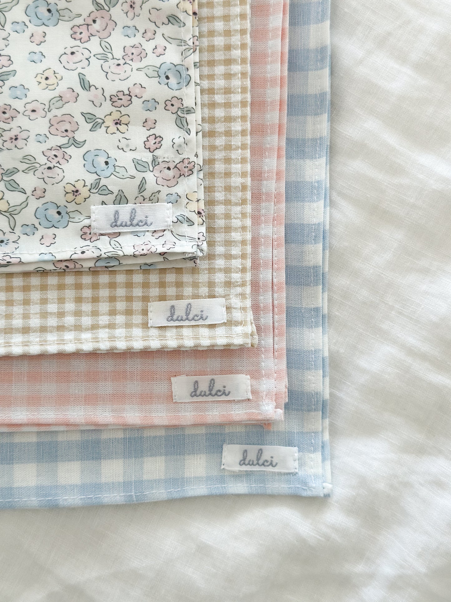 Bobbi scarf in beige gingham