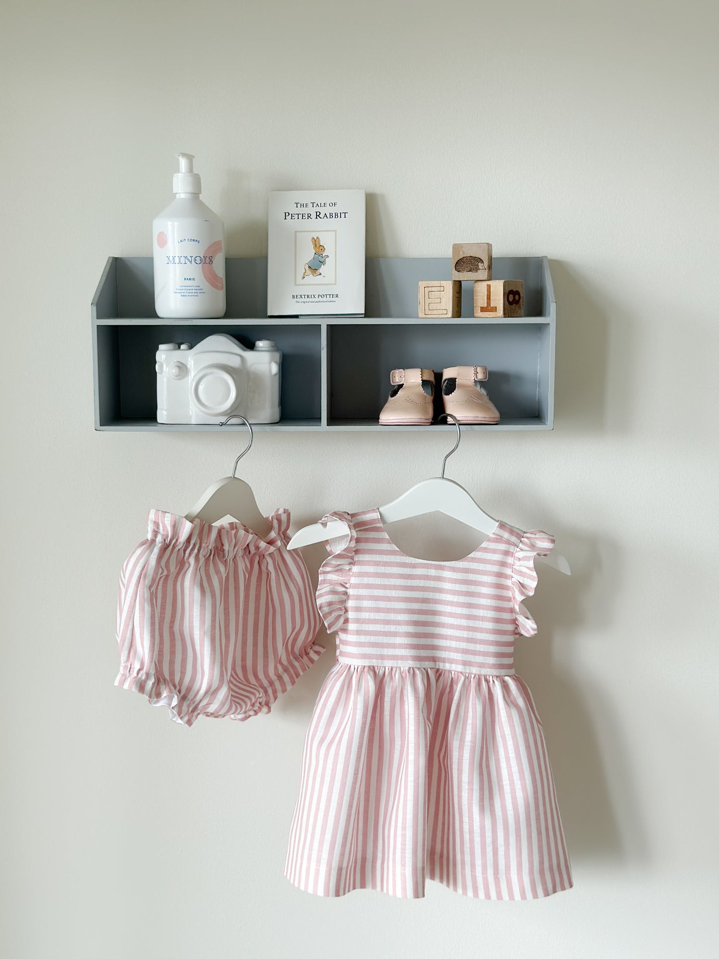 Dulci bow dress in striped blush linen