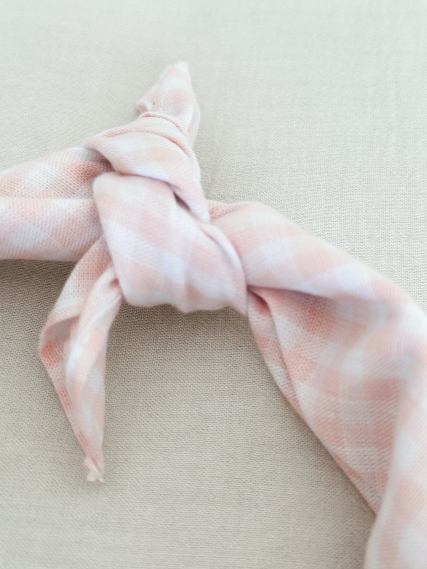 Bobbi scarf in pink gingham